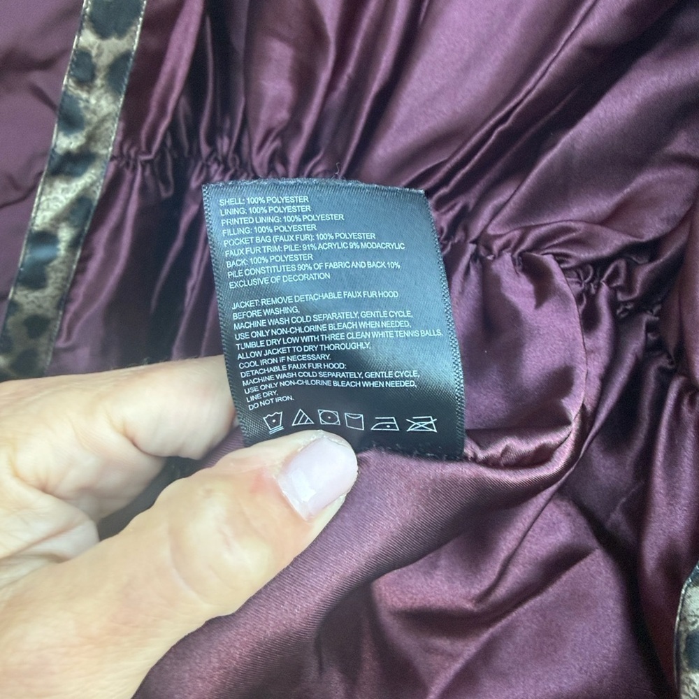Laundry by Shelli Segal Women’s Plum Puffer Coat Jacket Cinched Waist Gold Zip - Picture 6 of 6